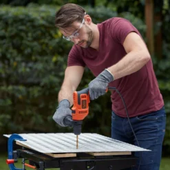 Black+Decker 240V 500W Corded Hammer Drill BEH200-GB -Hozelock Shop black decker 240v 500w corded hammer drill beh200 gb5054905238919 04i bq