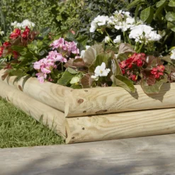 Blooma Gydan Green Pine Horizontal Log Edging (H)20cm (L)1m -Hozelock Shop blooma gydan green pine horizontal log edging h 20cm l 1m3663602726357 01i bq