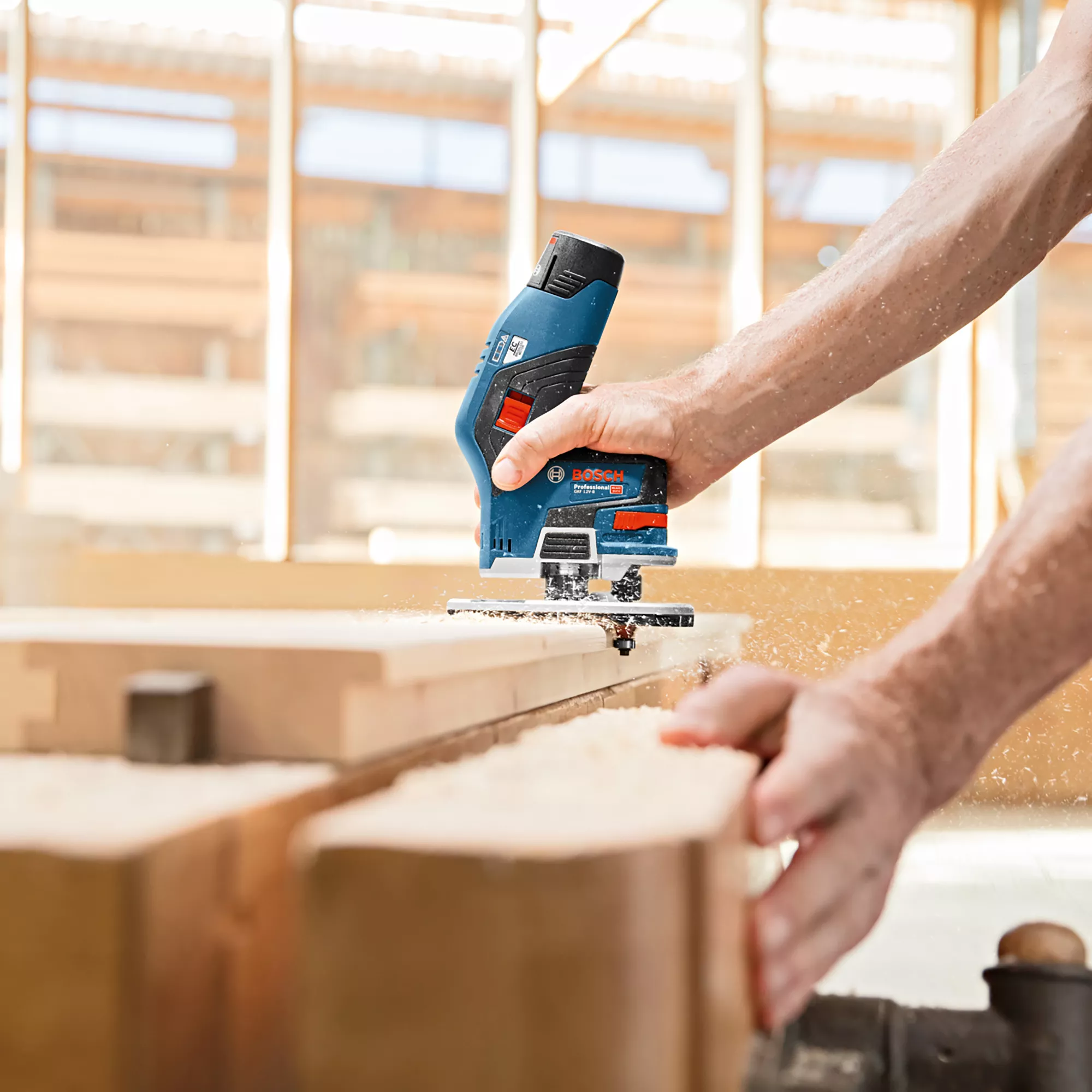 Bosch 12V Airstream Cordless Plunge Router GKF 12V 8 - Bare Unit 4 Bosch 12V Airstream Cordless Plunge Router GKF 12V 8 - Bare Unit - Image 2