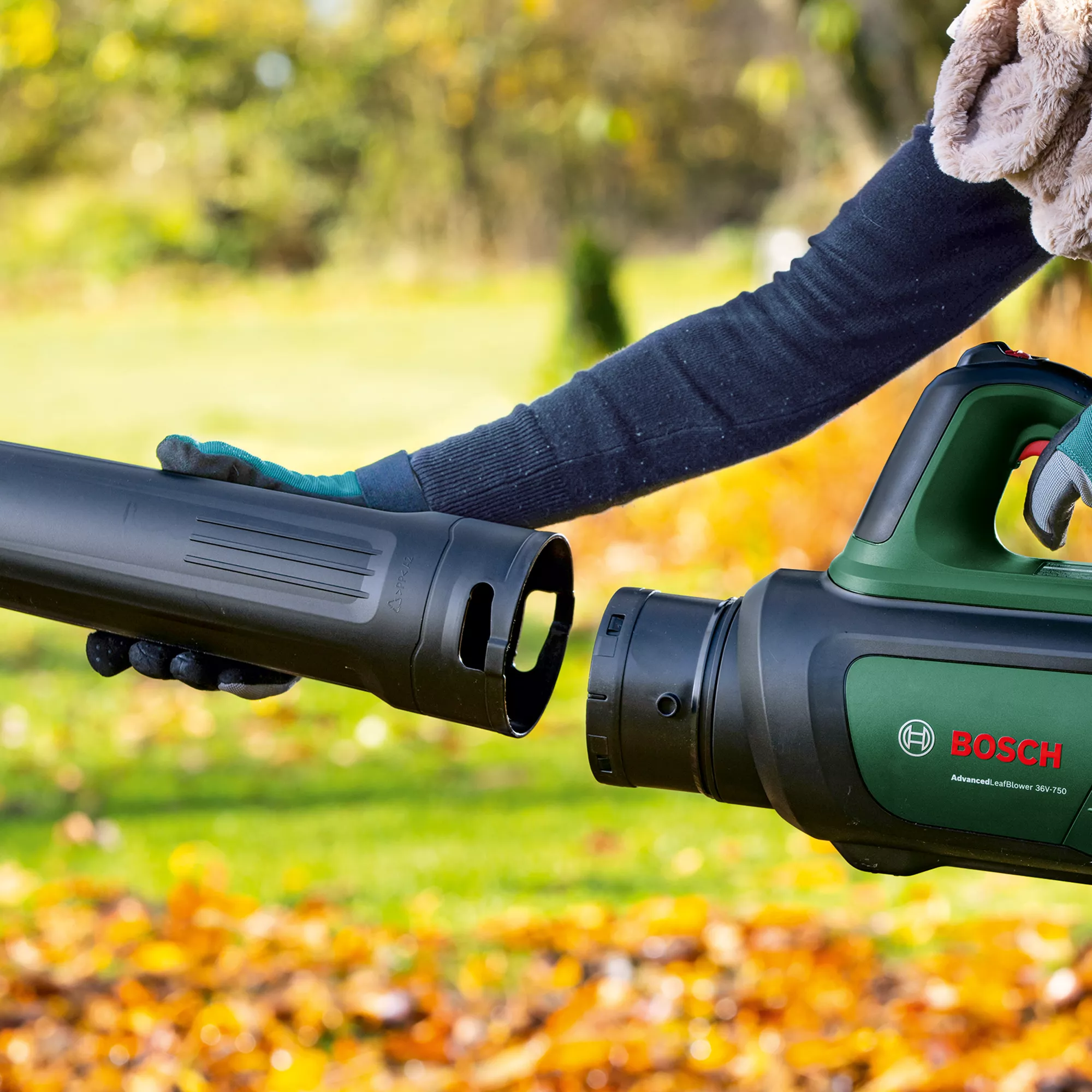 Bosch 36V-750 Cordless 36V Garden Blower - BARE 6 Bosch 36V-750 Cordless 36V Garden Blower - BARE - Image 4