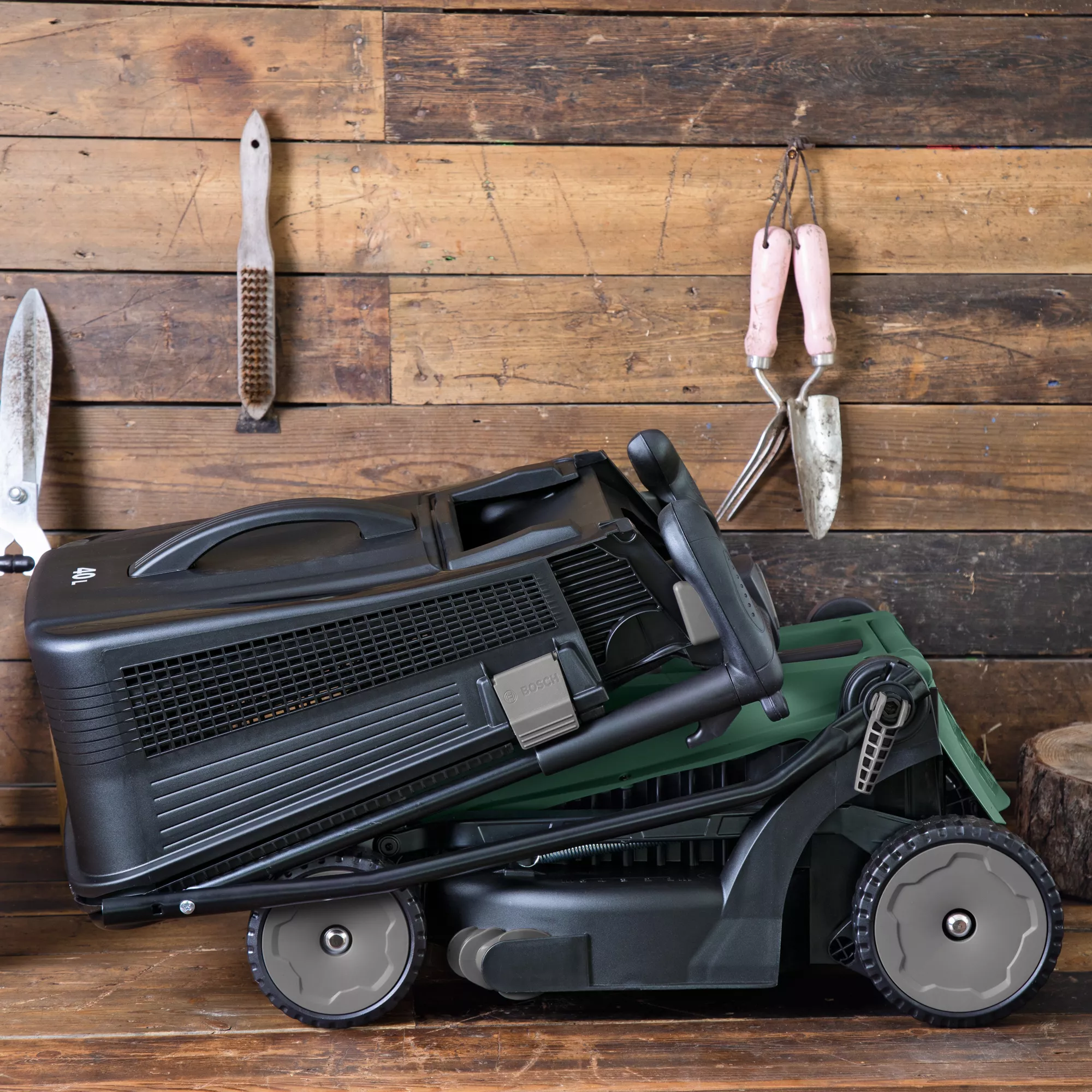 Bosch Power For All EasyRotak 36-550 Cordless 36V Rotary Lawnmower 6 Bosch Power For All EasyRotak 36-550 Cordless 36V Rotary Lawnmower - Image 4