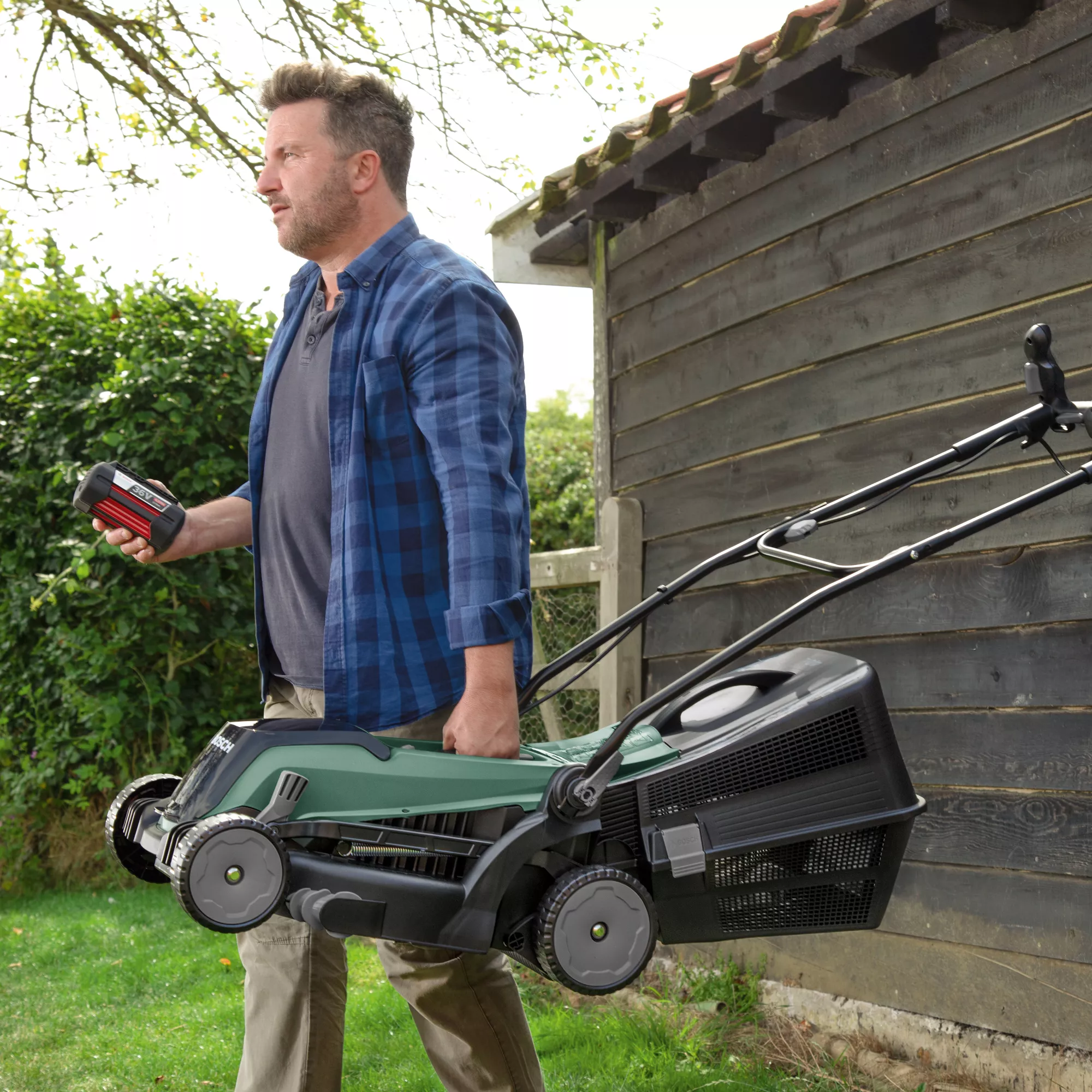 Bosch Power For All EasyRotak 36-550 Cordless 36V Rotary Lawnmower 7 Bosch Power For All EasyRotak 36-550 Cordless 36V Rotary Lawnmower - Image 5