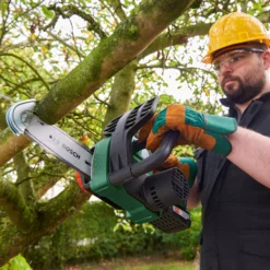 Bosch Power For All UniversalChain18 Cordless Chainsaw 10 Bosch Power For All UniversalChain18 Cordless Chainsaw -Hozelock Shop bosch power for all universalchain18 cordless chainsaw3165140925662 04bq