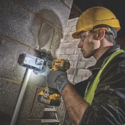 DeWalt 18V 2 X 5Ah Li-ion Brushless Cordless Combi Drill DCD796P2-GB -Hozelock Shop dewalt 18v 2 x 5ah li ion brushless cordless combi drill dcd796p2 gb5035048616611 03i bq