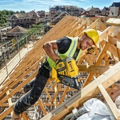 DeWalt 18V 90mm 2 X 5Ah Li-ion XR Cordless Angled Nailer DCN692P2-GB 24 DeWalt 18V 90mm 2 X 5Ah Li-ion XR Cordless Angled Nailer DCN692P2-GB -Hozelock Shop dewalt 18v 90mm 2 x 5ah li ion xr cordless angled nailer dcn692p2 gb5035048467763 04i bq