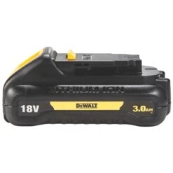 DeWalt XR 18V 3Ah Li-ion Battery 7 DeWalt XR 18V 3Ah Li-ion Battery -Hozelock Shop dewalt xr 18v 3ah li ion battery5035048668757 05c bq