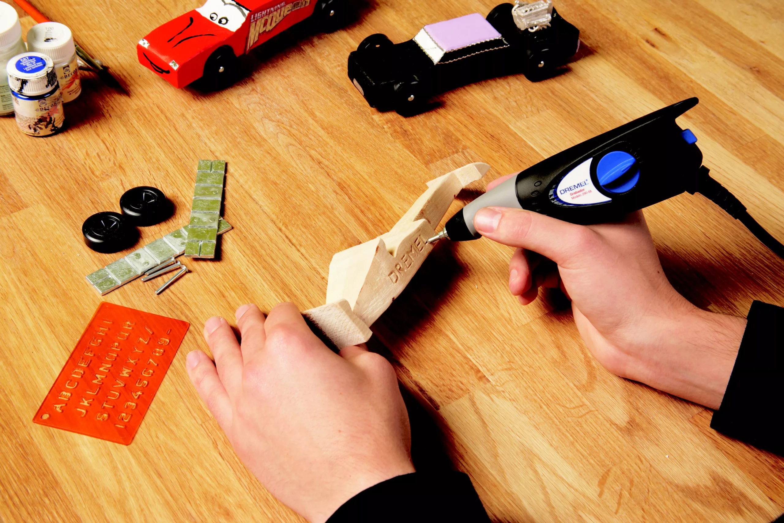 Dremel Engraving 3 Piece Multi-tool Kit 6 Dremel Engraving 3 Piece Multi-tool Kit - Image 4