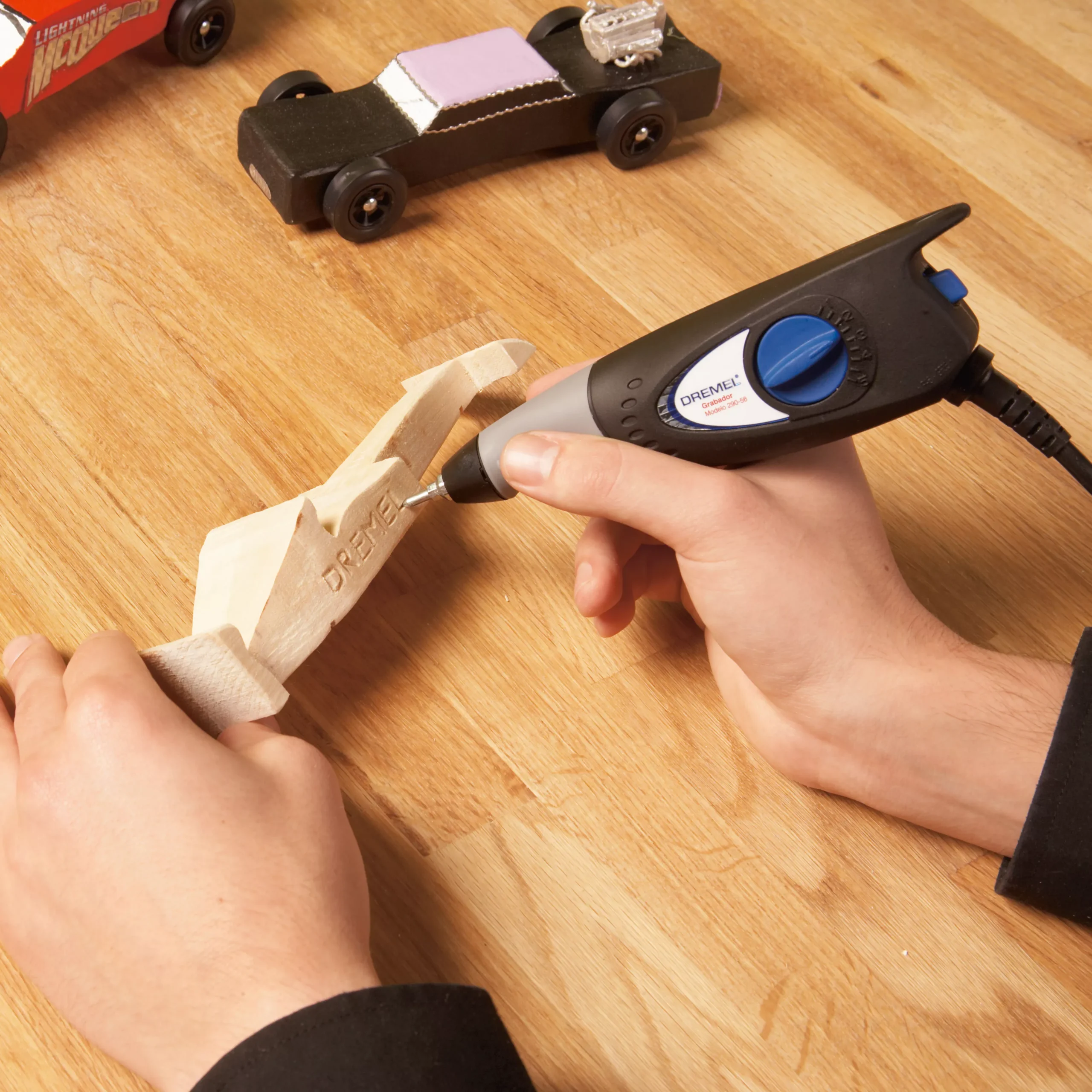 Dremel Engraving 3 Piece Multi-tool Kit 11 Dremel Engraving 3 Piece Multi-tool Kit - Image 9