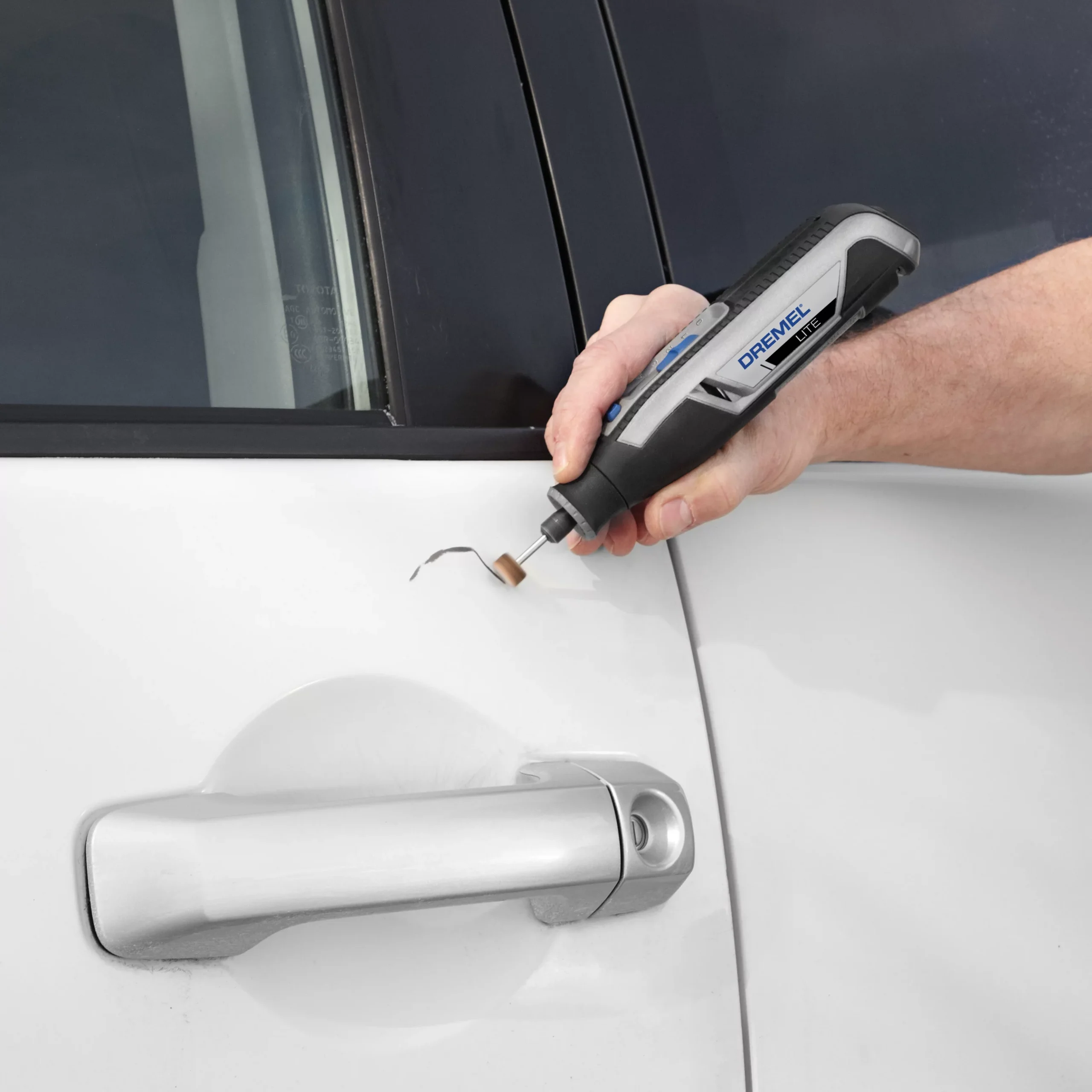 Dremel Lite 2Ah Li-ion Cordless Multi Tool F0137760JB 7 Dremel Lite 2Ah Li-ion Cordless Multi Tool F0137760JB - Image 5
