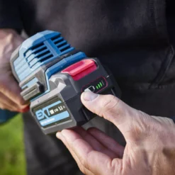 Erbauer 300mm Cordless Grass Trimmer EGT18-Li - KIT -Hozelock Shop erbauer 300mm cordless grass trimmer egt18 li kit3663602418245 03i