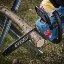 Erbauer ECSG18-Li 18V Cordless 300mm Chainsaw 18 Erbauer ECSG18-Li 18V Cordless 300mm Chainsaw -Hozelock Shop erbauer ecsg18 li 18v cordless 300mm chainsaw5059340463117 03i
