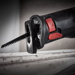 Erbauer EXT 18V 1 X 4Ah Li-ion Cordless Reciprocating Saw ERS18-Li -Hozelock Shop erbauer ext 18v 1 x 4ah li ion cordless reciprocating saw ers18 li3663602796244 03bq