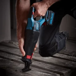 Erbauer EXT 18V 1 X 4Ah Li-ion Cordless Reciprocating Saw ERS18-Li -Hozelock Shop erbauer ext 18v 1 x 4ah li ion cordless reciprocating saw ers18 li3663602796244 04bq