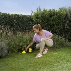 Karcher GSH 18-20 18V 200mm Cordless Hedge Trimmer - BARE -Hozelock Shop karcher gsh 18 20 18v 200mm cordless hedge trimmer bare4054278547985 06i bq