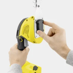 Karcher GSH 18-20 18V 200mm Cordless Hedge Trimmer - BARE -Hozelock Shop karcher gsh 18 20 18v 200mm cordless hedge trimmer bare4054278547985 41c bq