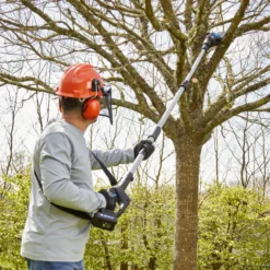 Mac Allister 18V Cordless Pole Saw MPS1820-Li -Hozelock Shop mac allister 18v cordless pole saw mps1820 li5063022106162 02i