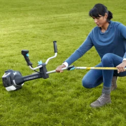 Mac Allister 33cc Petrol MBCP33-4 Brushcutter 18 Mac Allister 33cc Petrol MBCP33-4 Brushcutter -Hozelock Shop mac allister 33cc petrol mbcp33 4 brushcutter5059340124322 03i