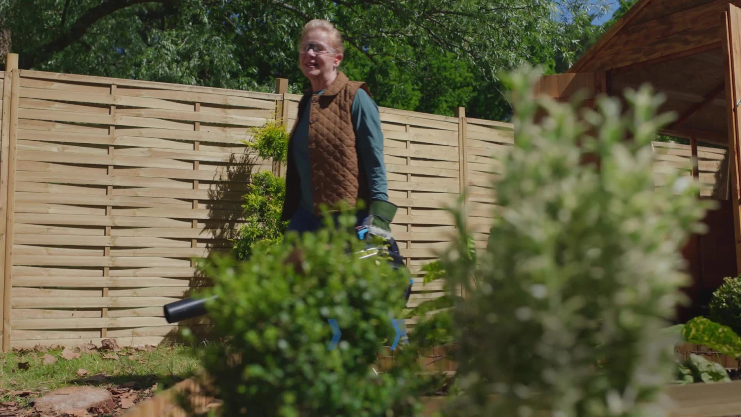 Mac Allister MBVP25 Petrol Garden Blower & Vacuum 4 Mac Allister MBVP25 Petrol Garden Blower & Vacuum - Image 2