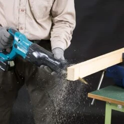 Makita LXT 18V Cordless Reciprocating Saw DJR186Z - Bare -Hozelock Shop makita lxt 18v cordless reciprocating saw djr186z bare0088381806640 40i BQ