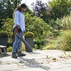 Mountfield Freedom100 Cordless 20V MAB 20 Li Kit Garden Blower -Hozelock Shop mountfield freedom100 cordless 20v mab 20 li kit garden blower8008984844636 01i bq