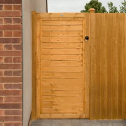 Pine Traditional Gate, (H)1.82m (W)0.92m -Hozelock Shop pine traditional gate h 1 82m w 0 92m5013053157541 01i bq