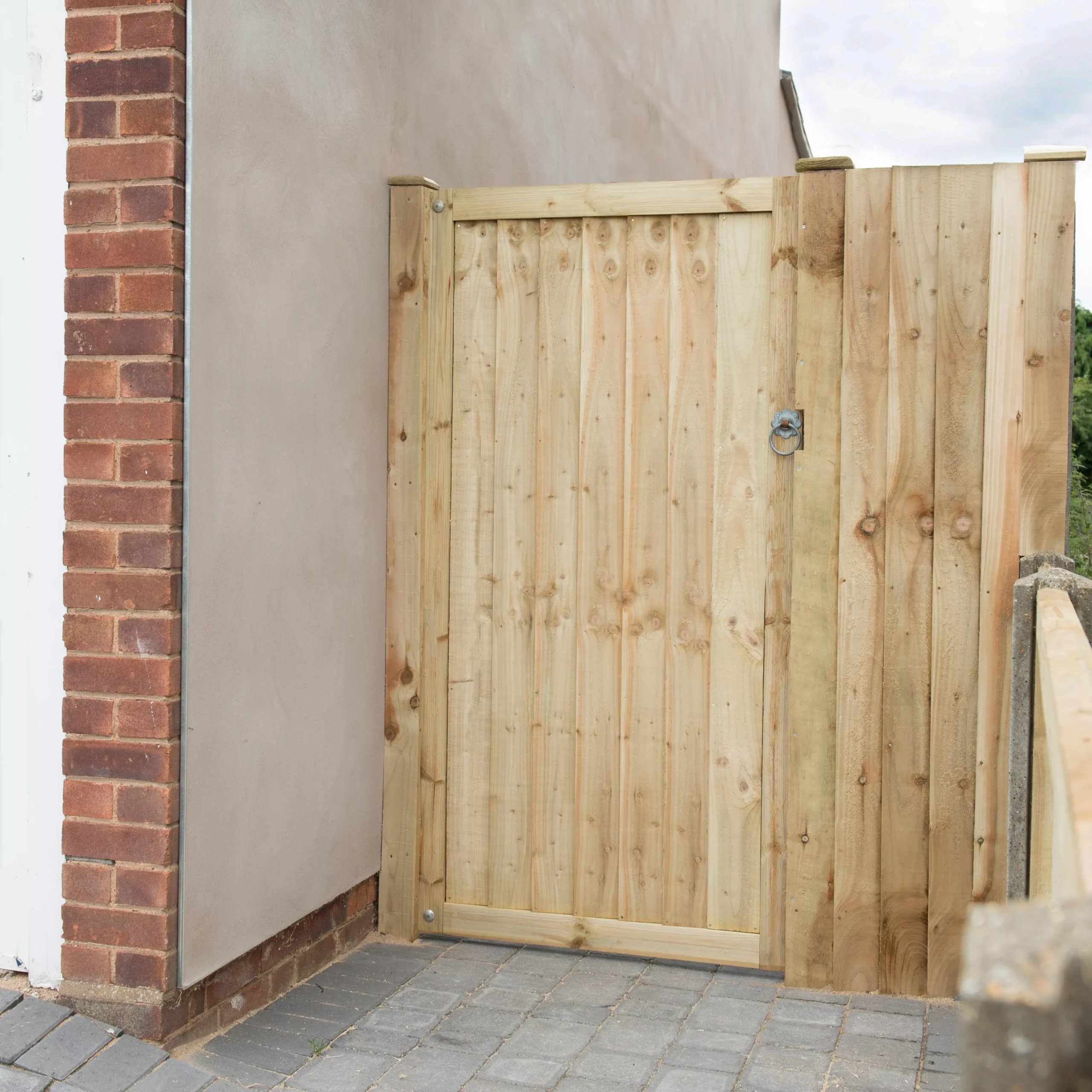 Pine Traditional Gate, (H)1.8m (W)0.92m 5 Pine Traditional Gate, (H)1.8m (W)0.92m - Image 3