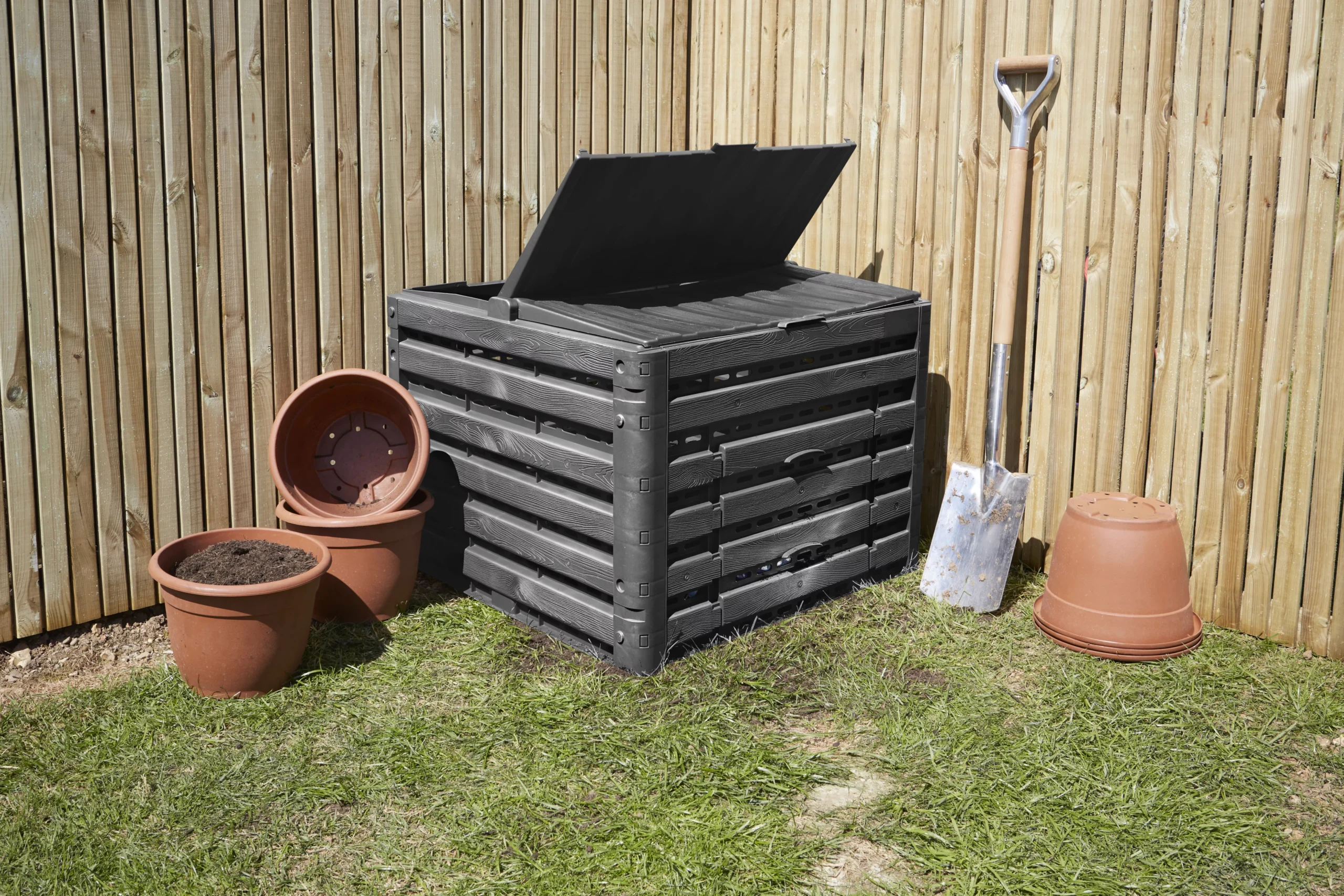 Verve Wood Effect Composter 400L 8 Verve Wood Effect Composter 400L - Image 6